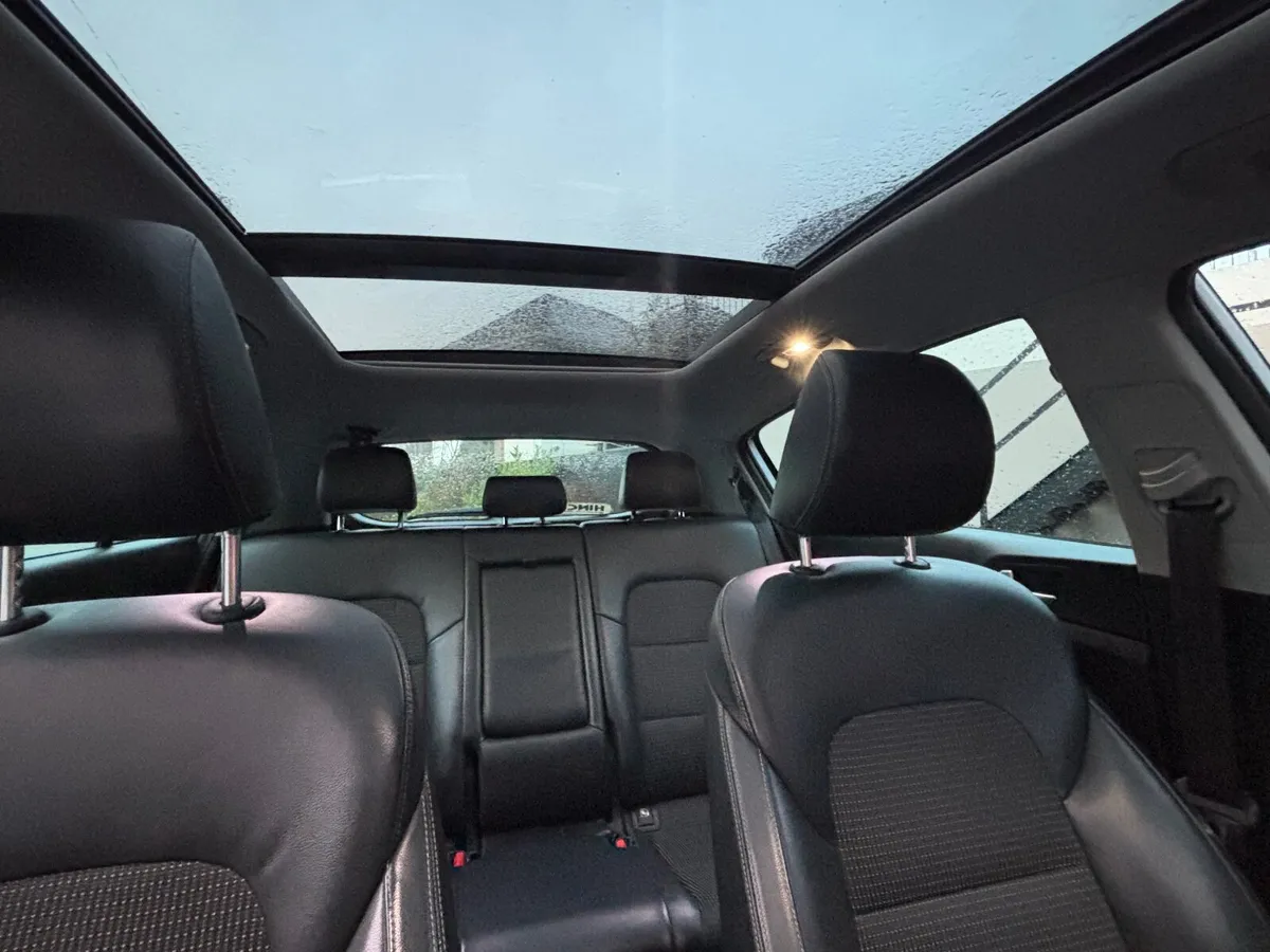 2016 Kia Sportage 1.7 CRDi – Diesel SUV, Manual - Image 4