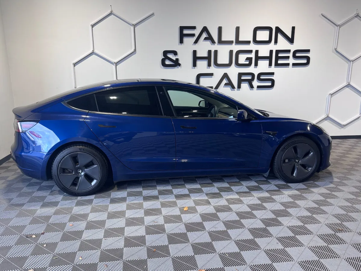 2021 TESLA MODEL 3 LONG RANGE AWD - Image 4