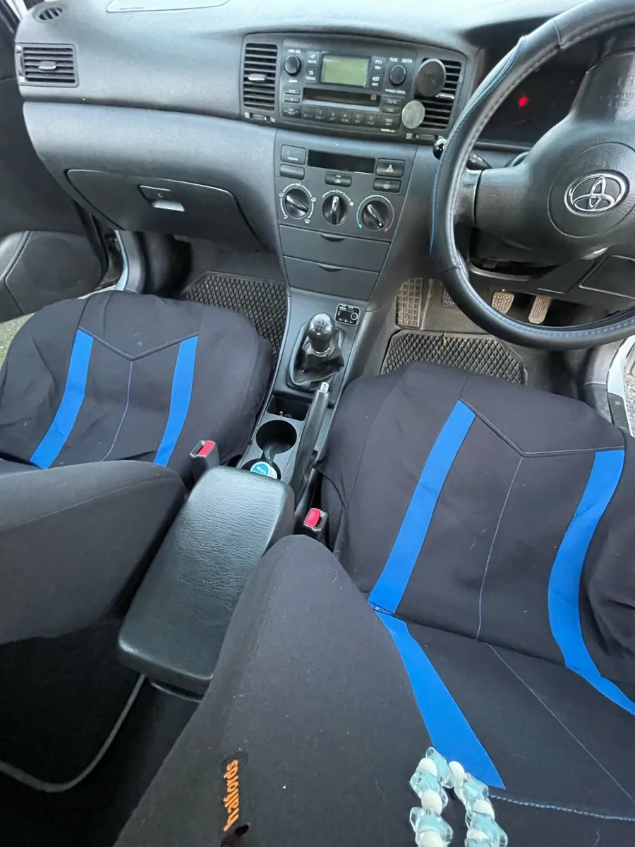 Toyota Corolla - Image 3