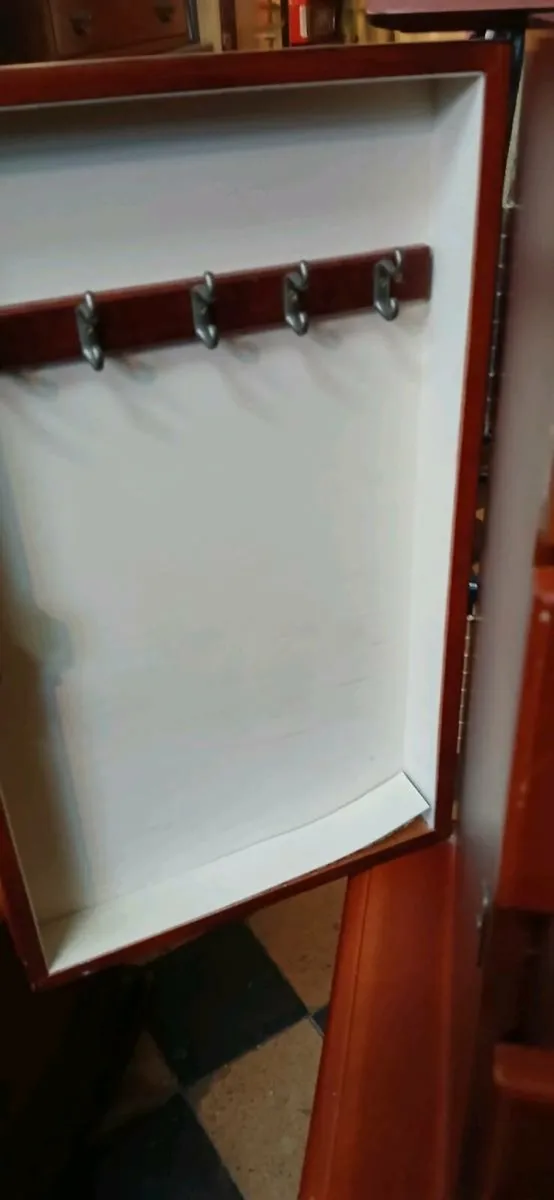 Large Jewellery cabinet - Image 3