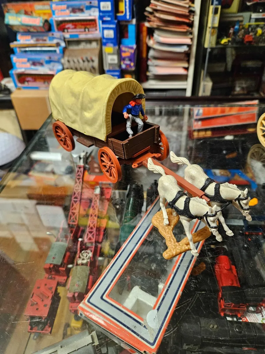 Vintage Britains Timpo Western Chuck Wagon - Image 1