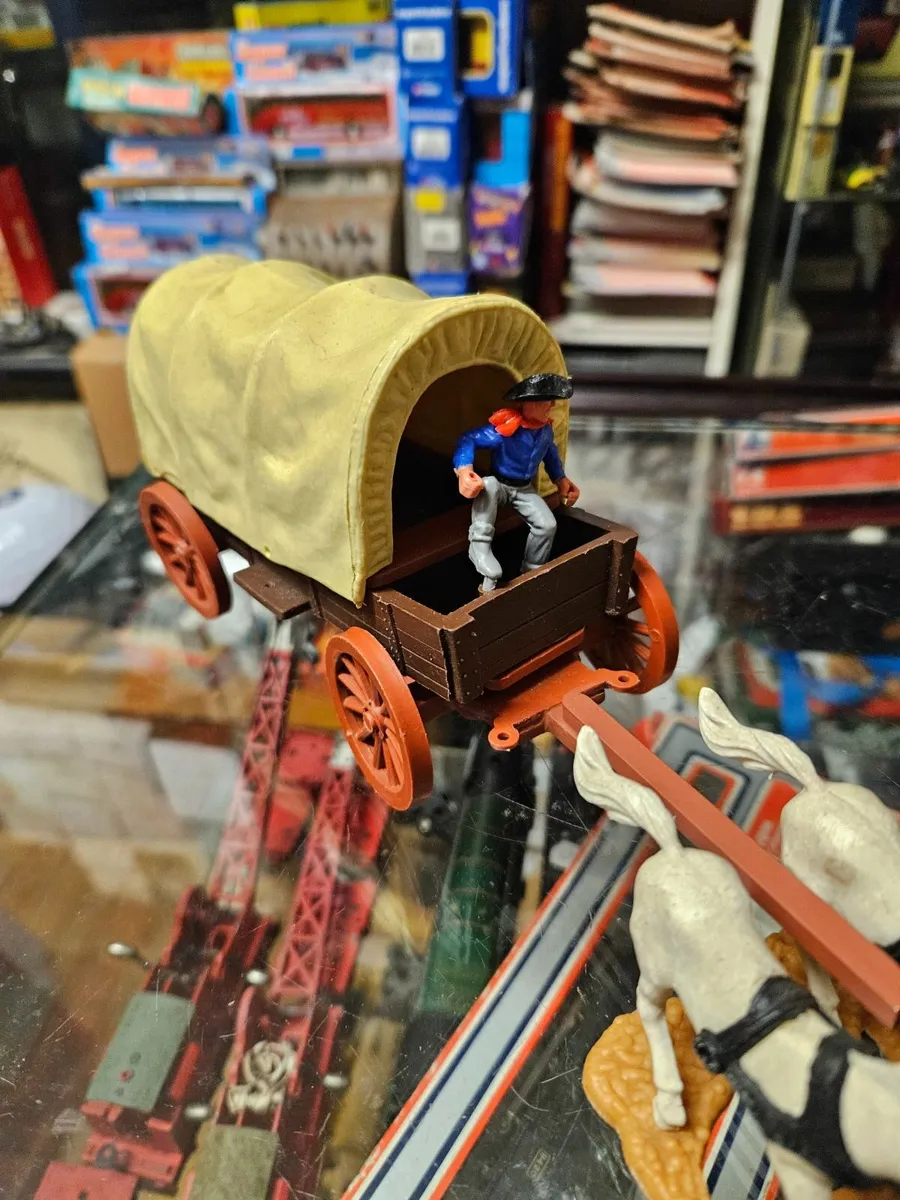 Vintage Britains Timpo Western Chuck Wagon - Image 3