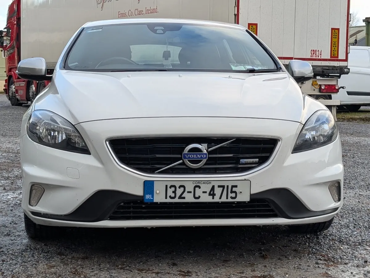 2013 Volvo V40 1.6 Diesel - Image 2