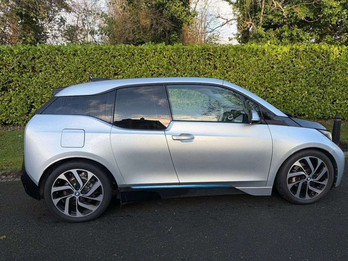 BMW i3 FULLY ELECTRIC LOW MILEAGE - Image 3