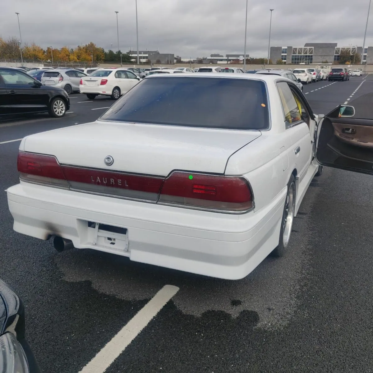 Nissan Laurel C33 1991 - Image 3