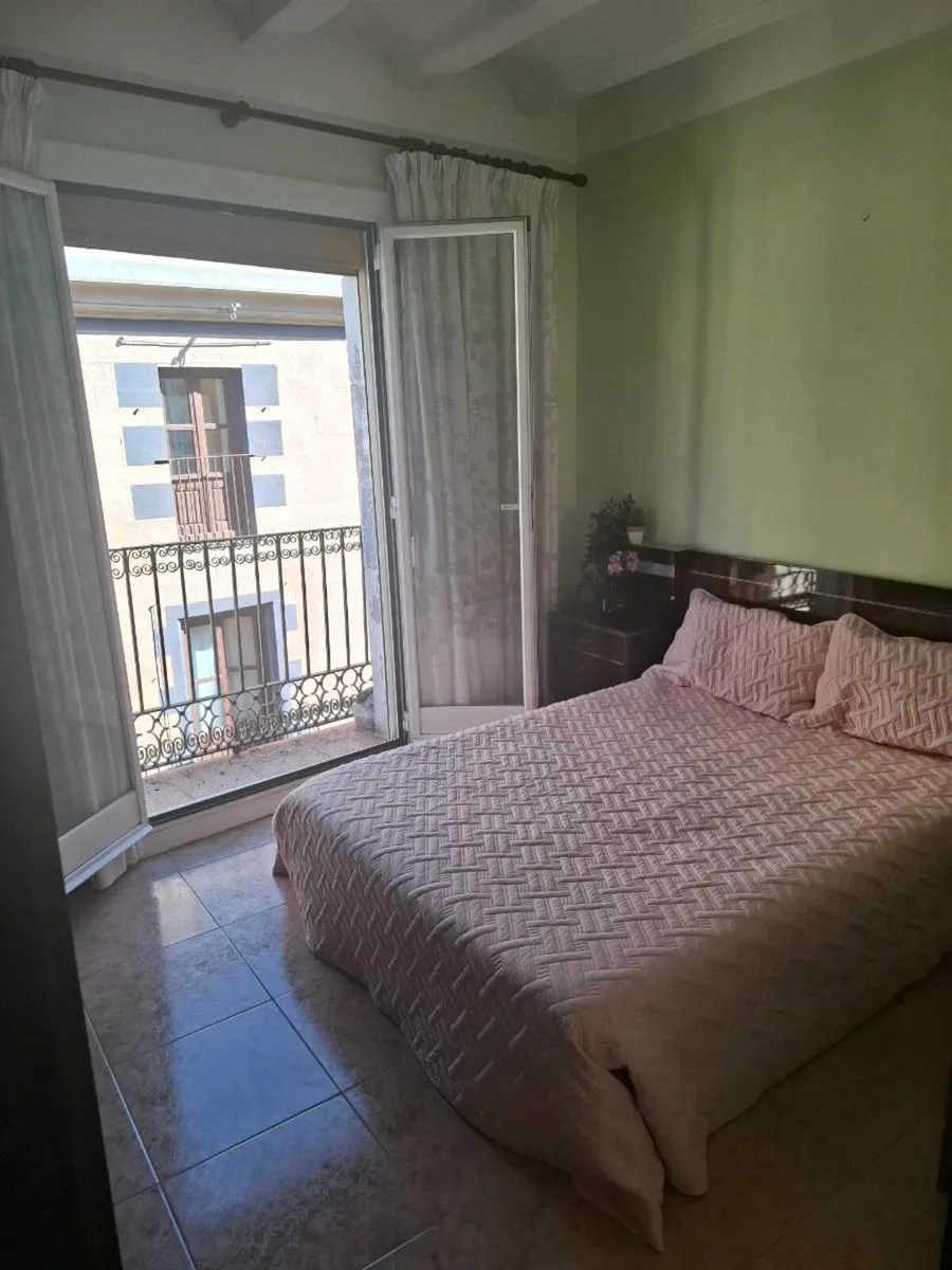 3 Bed Apartment Barcelona - Image 1
