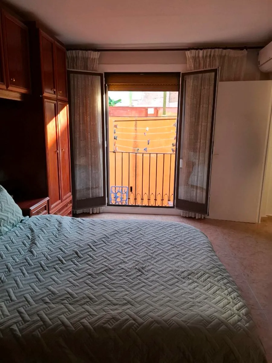 3 Bed Apartment Barcelona - Image 4