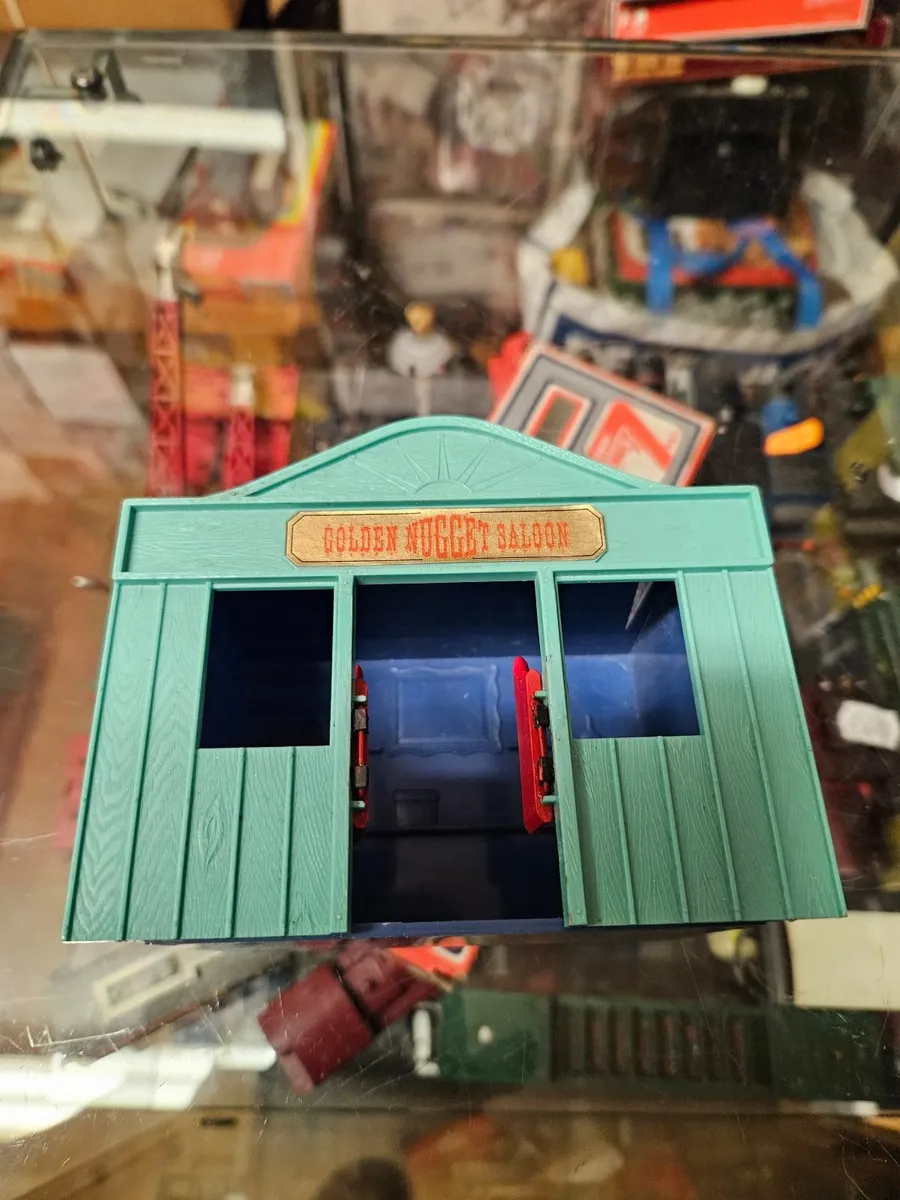 Vintage Britains Timpo Golden Nugget Saloon - Image 1