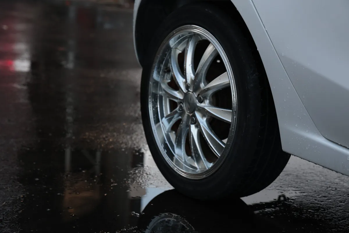 MAZDA DEMIO 2010  White - Image 8