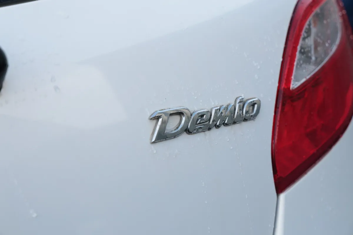 MAZDA DEMIO 2010  White - Image 7