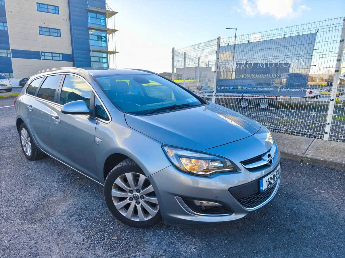 OPEL ASTRA 1.6 CDTI 110PS SE,NEW NCT LOW MILES - Image 3