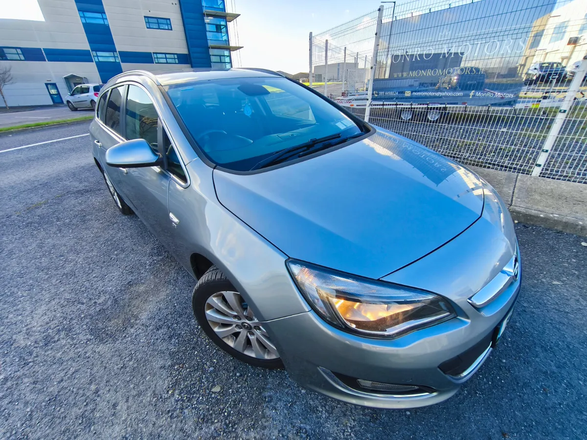 OPEL ASTRA 1.6 CDTI 110PS SE,NEW NCT LOW MILES - Image 4