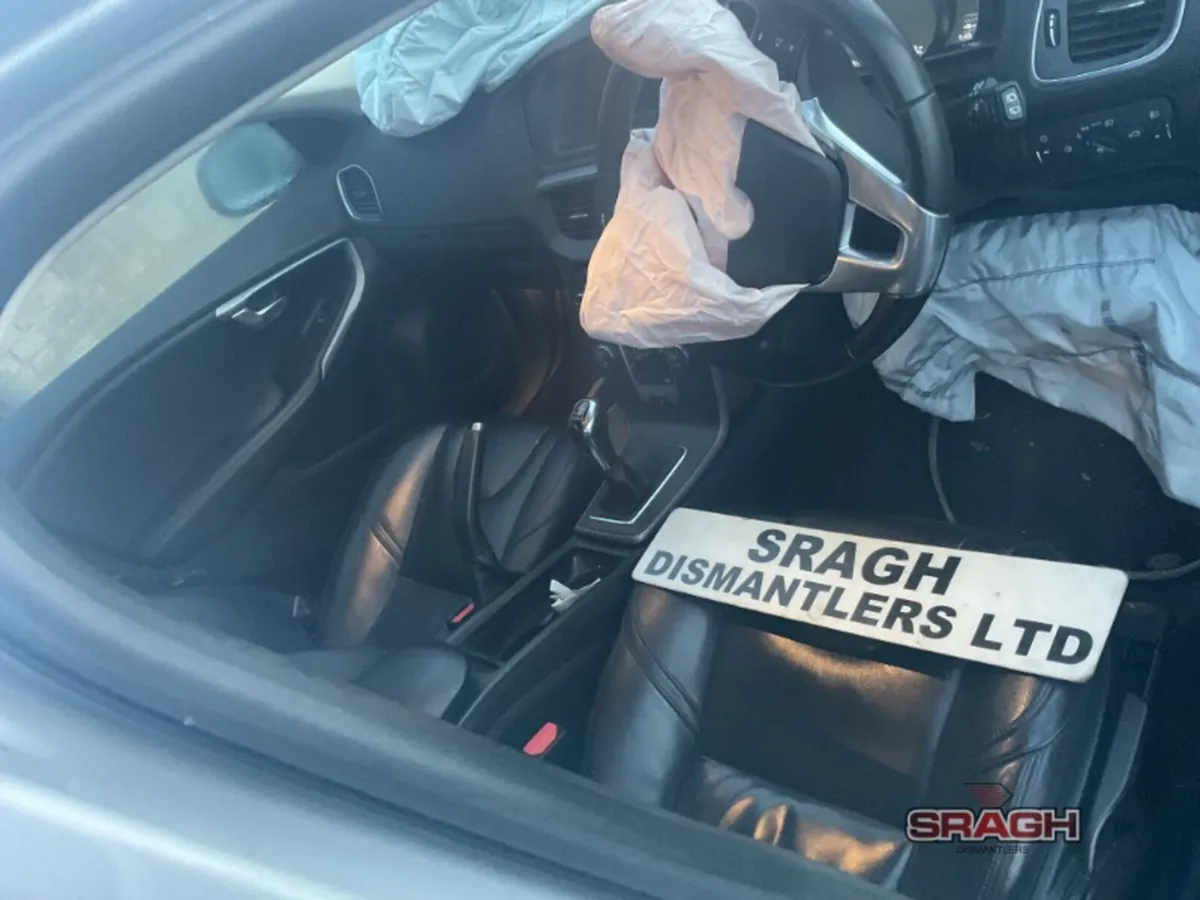 Volvo V40 & V60 Selection - Image 4