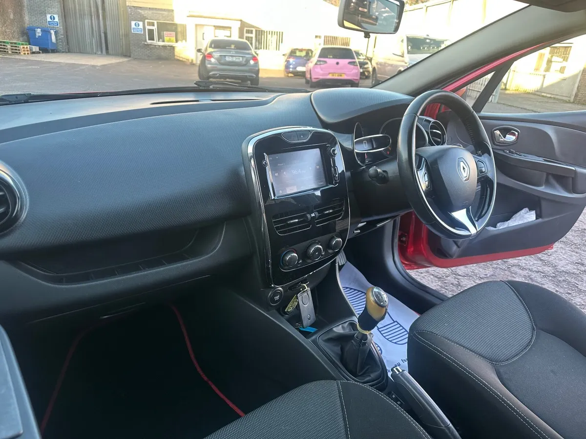 2013 Renault Clio - Image 4