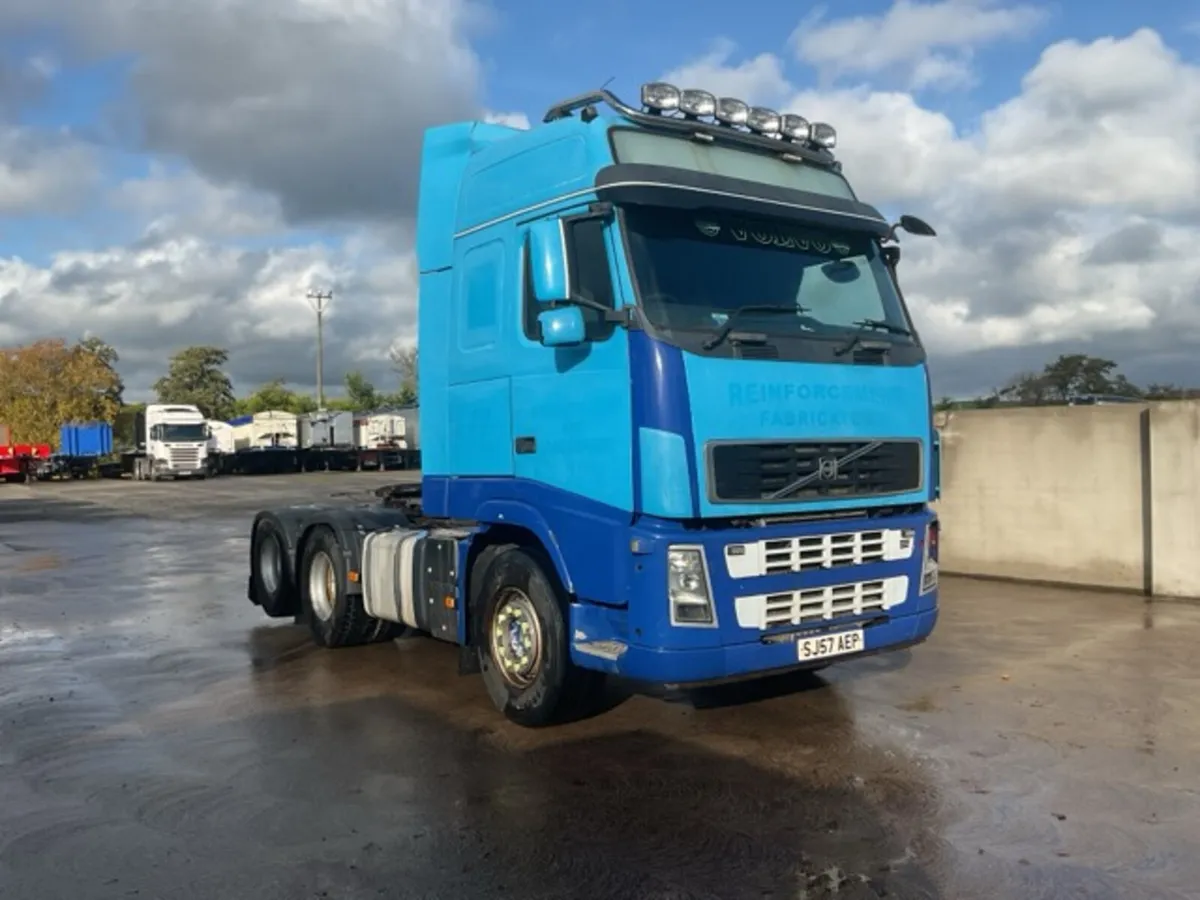 2007 Volvo FH480 6x2 Twin Wheel Tag Axle - Image 1