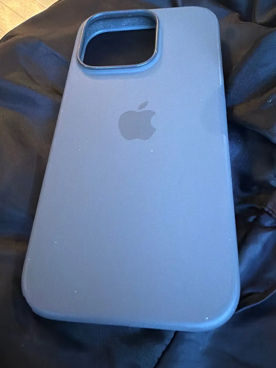 Iphone 16 pro - Image 3