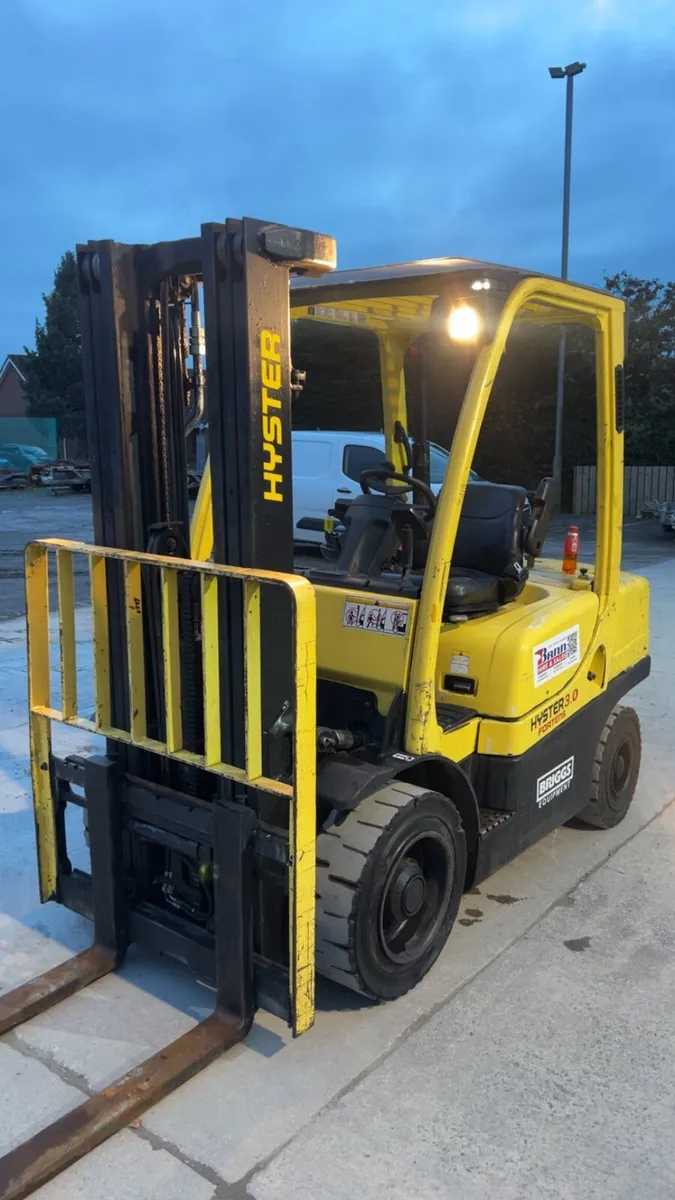 Hyster Forklift - Image 1