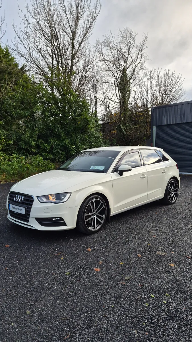 Audi A3 2015 - Image 4