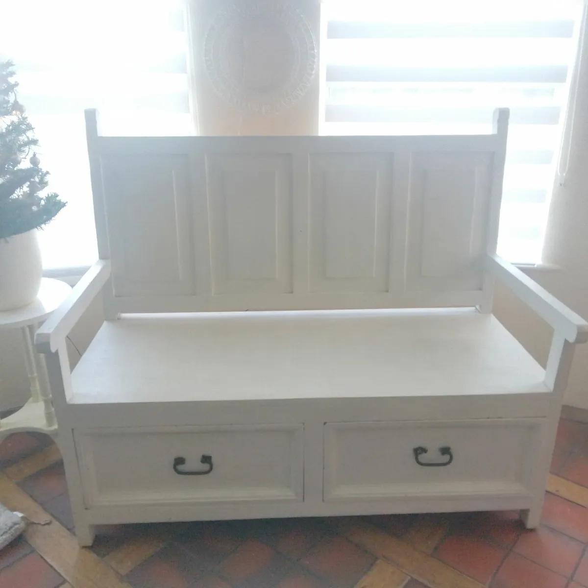 Mexican pine settle with 2 draws - Image 1