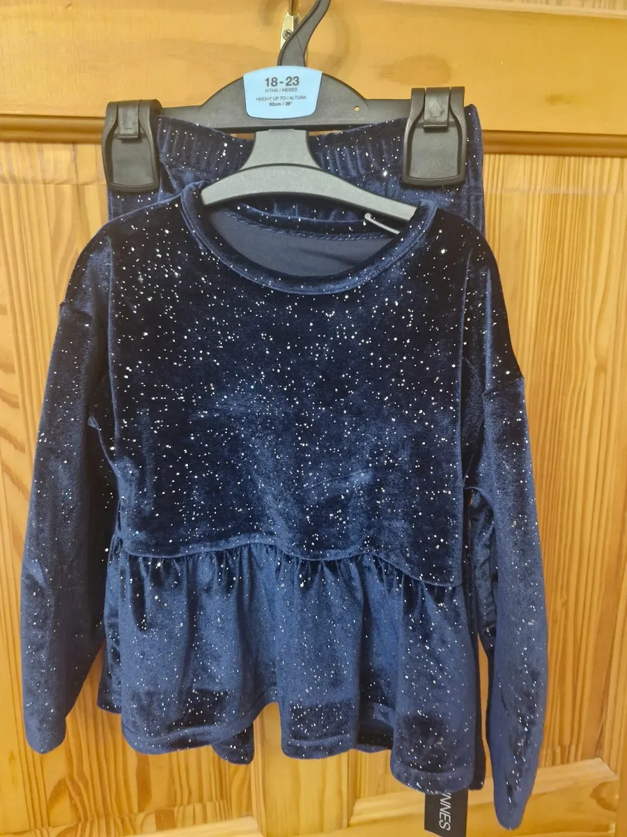 Baby girl outfit - Image 1