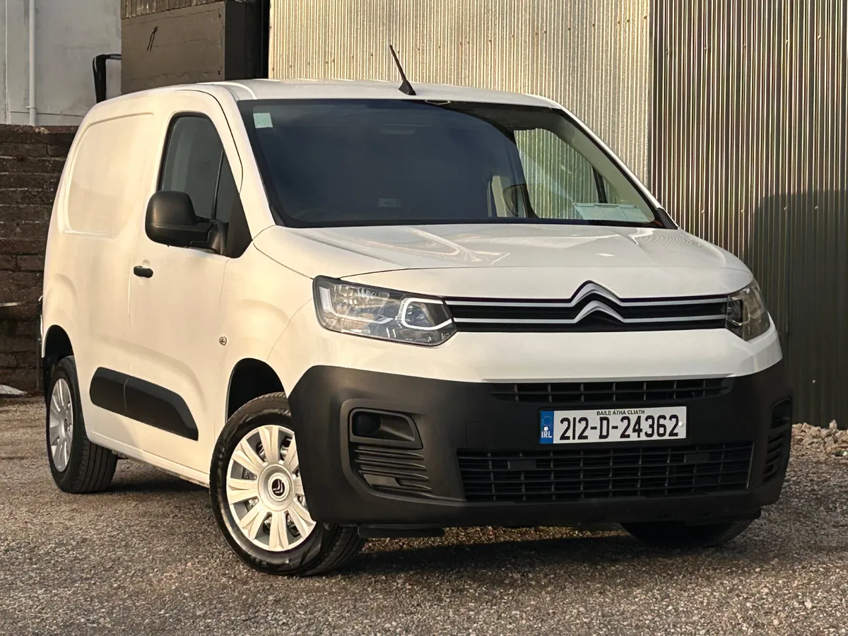 Citroen Berlingo 2021 3 seater - Image 1