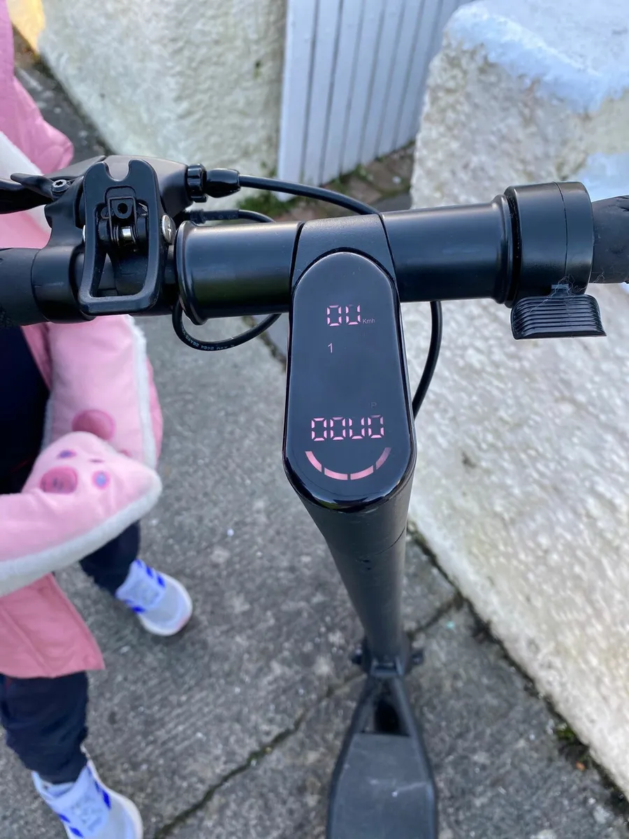 ElectriQ scooter - Image 3