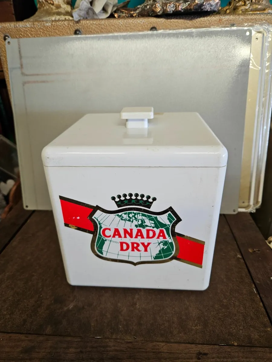 Vintage Canada Dry Ginger Ale Ice Bucket - Image 1