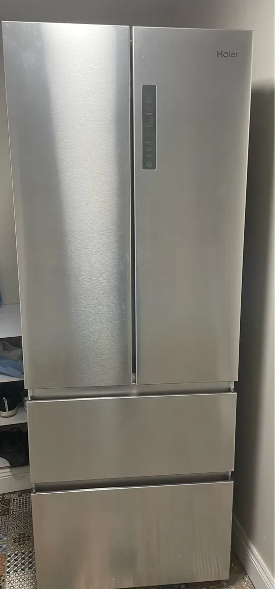 Fridge/freezer - Image 1