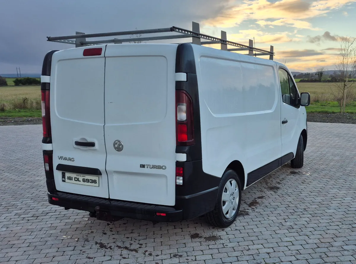 Vauxhall Vivaro 2016 - Image 2