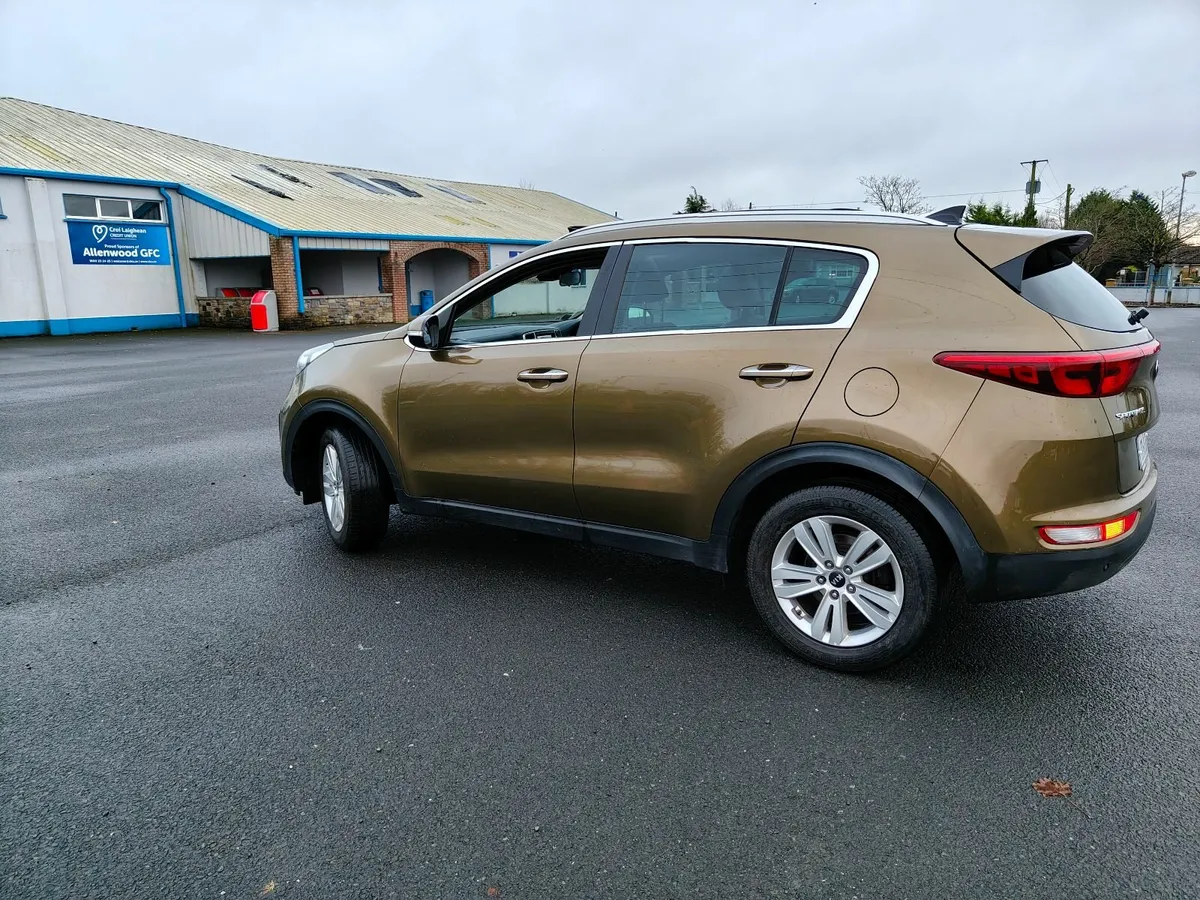 17 Kia Sportage long NCT and TAX LOW MIL - Image 2