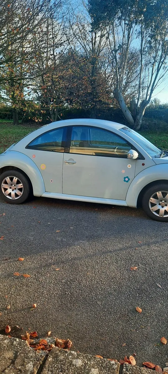 Volkswagen Beetle 2005 - Image 3