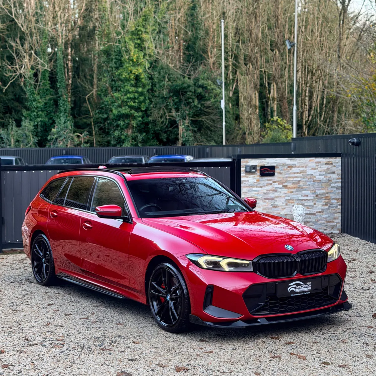 2022 (222) BMW 330e M-SPORT LCI TOURING PRO PACK - Image 1