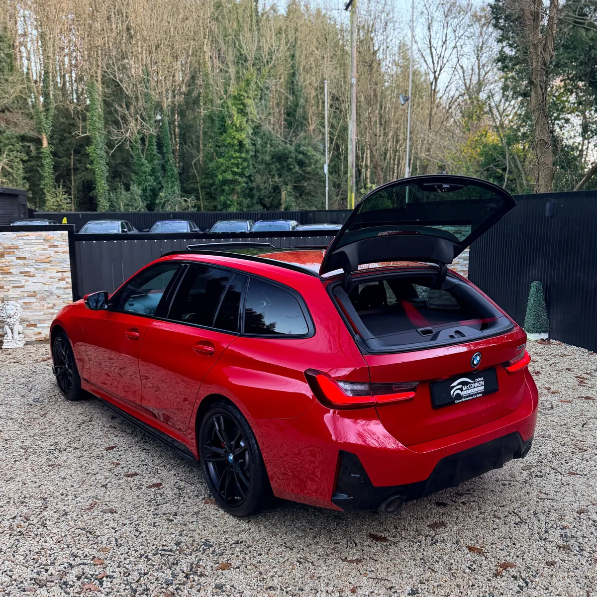 2022 (222) BMW 330e M-SPORT LCI TOURING PRO PACK - Image 4