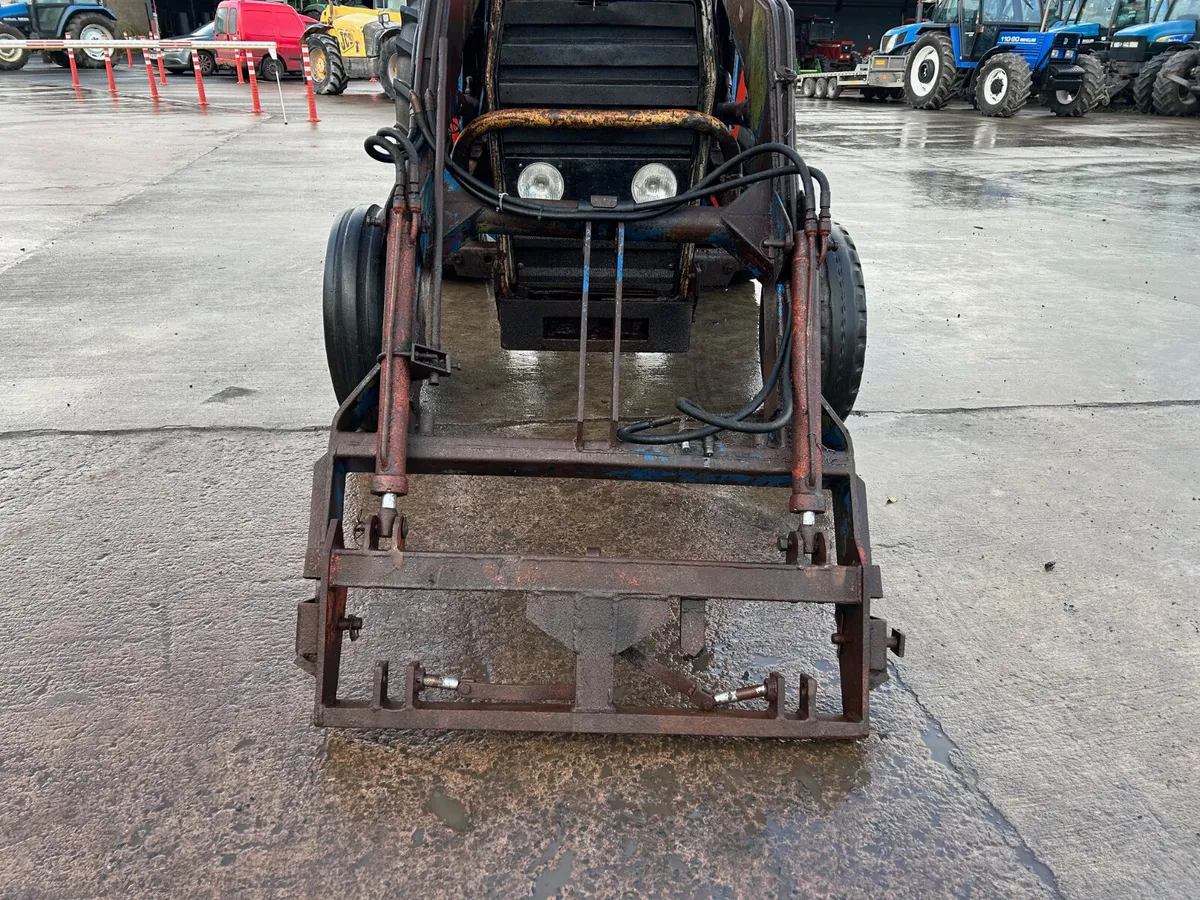Tanco 978 Loader To Suit A Massey - Image 2