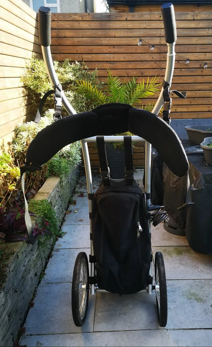 Hiking trailer - Image 3