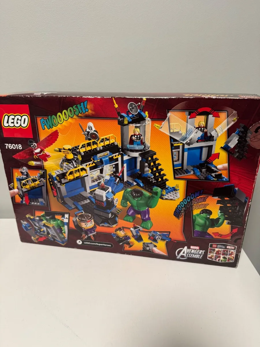 Lego Hulk Lab Smash - Brand New - Image 3