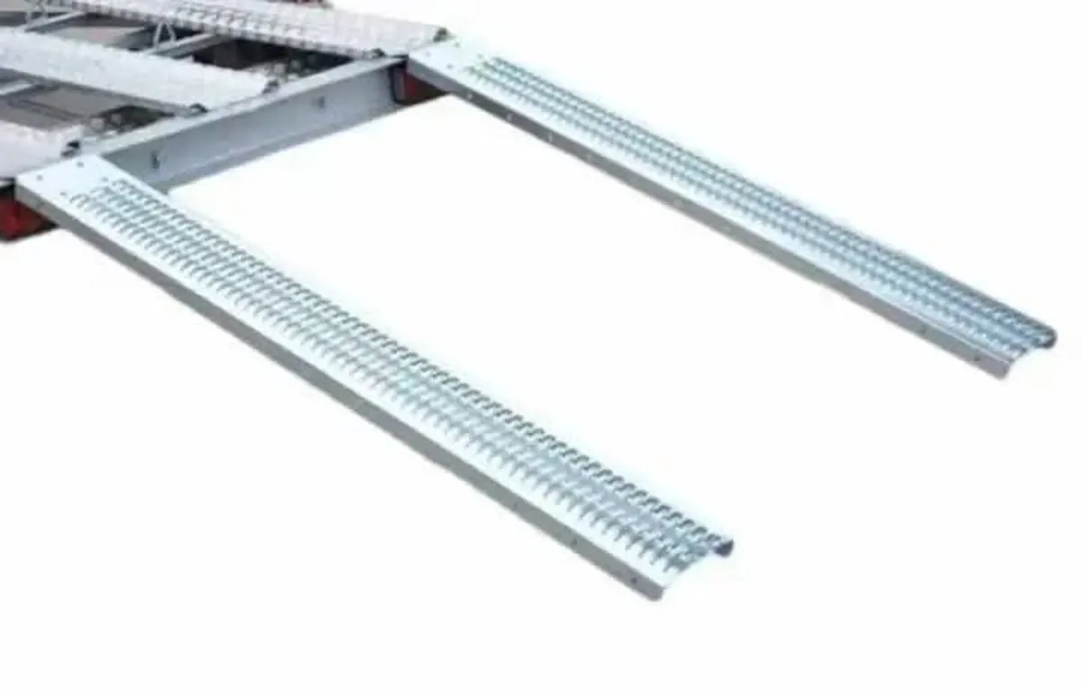 Brand new galvanised steel loading ramps - Image 1