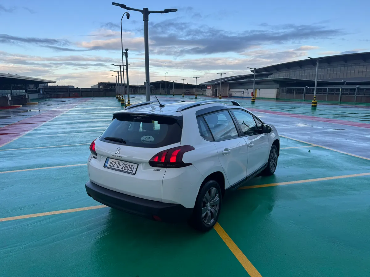 162 PEUGEOT 2008 - Image 4