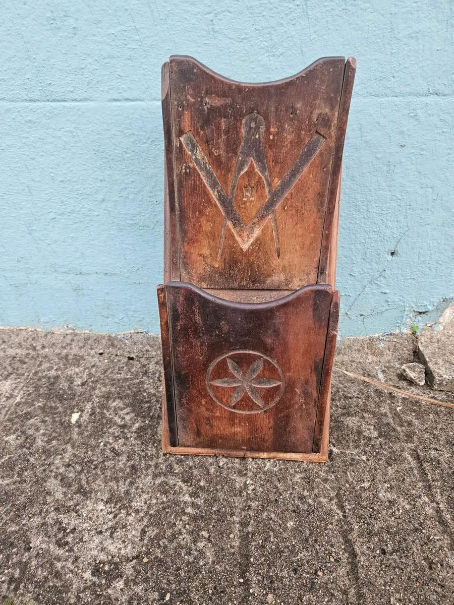 Vintage Antique Freemasons Pine Wall Pocket - Image 3