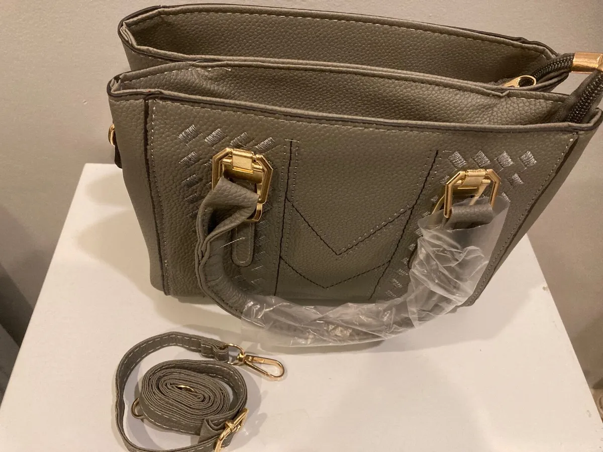 Brand New Ladies Handbags - Image 4