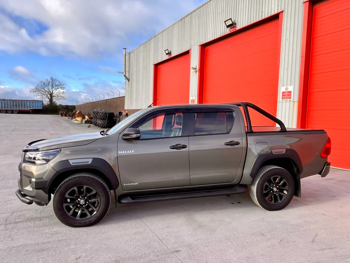 2021 Toyota Hilux 2.8 Invincible X - Image 4