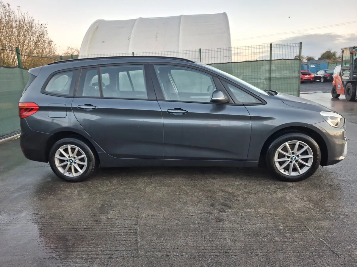 ?162 BMW   Grand Tourer Auto 7 seater - Image 4