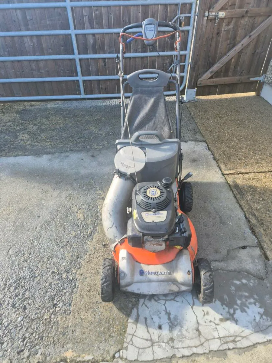Husqvarna self Drive lawnmower - Image 1