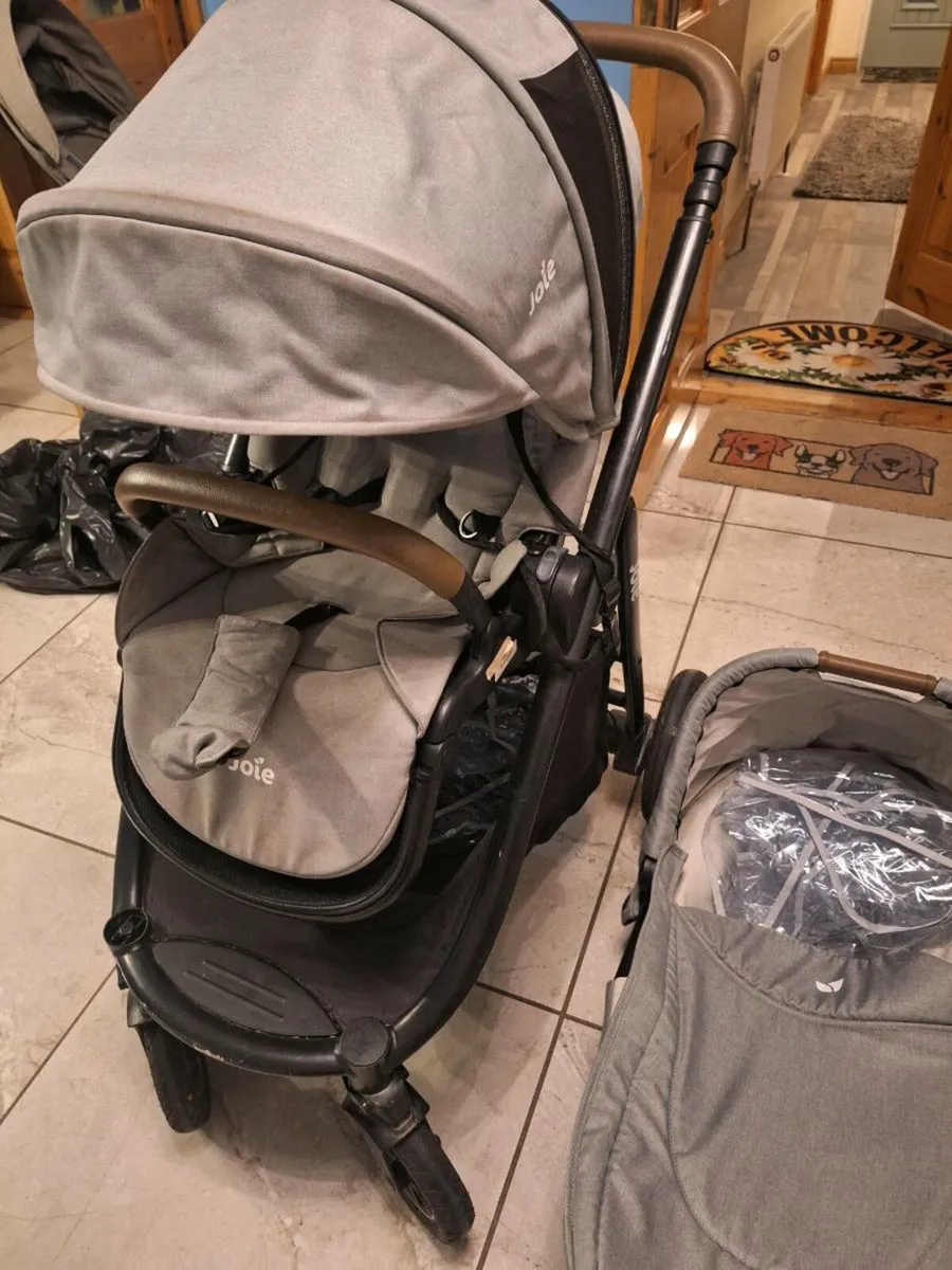 Baby buggy with extras - Image 4