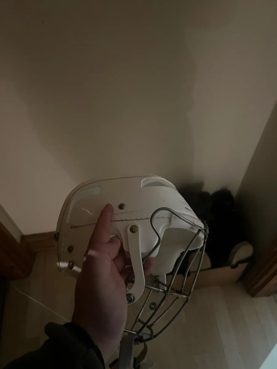 Cooper hurling helmet - Image 2