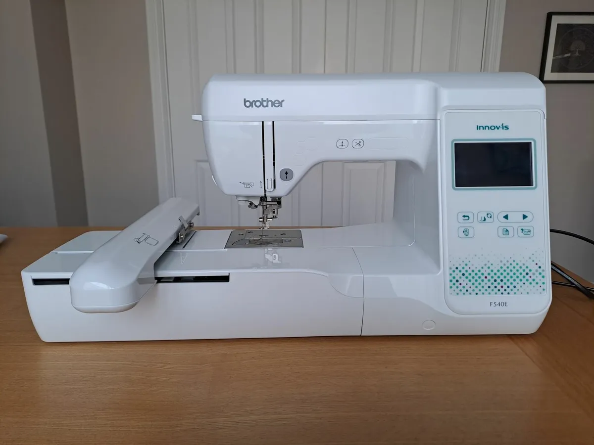 Brother Embroidary Machine innov-is F540E - Image 1