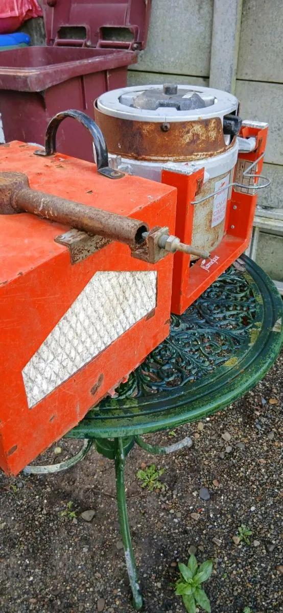 Flamefast cm 350 crucible furnace - Image 3