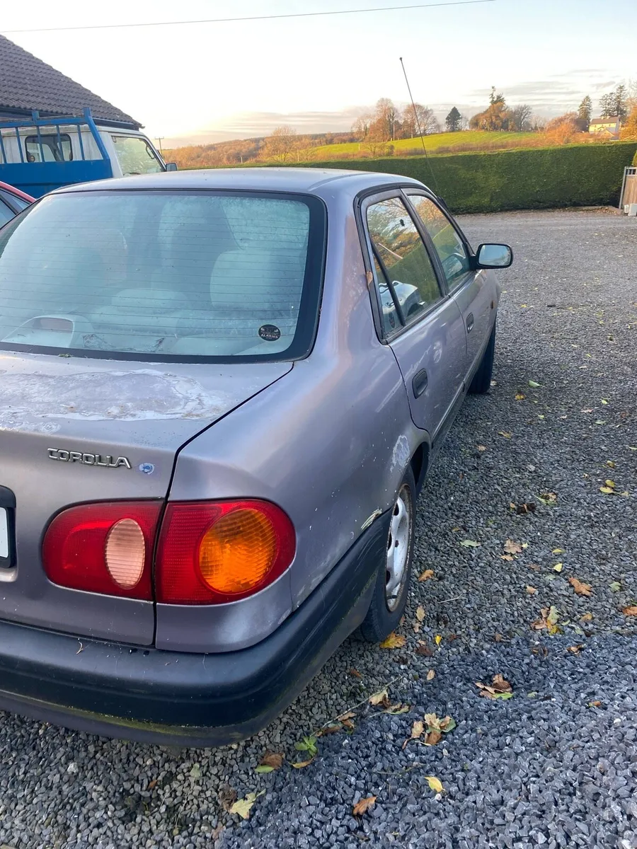 Toyota Corolla - Image 3