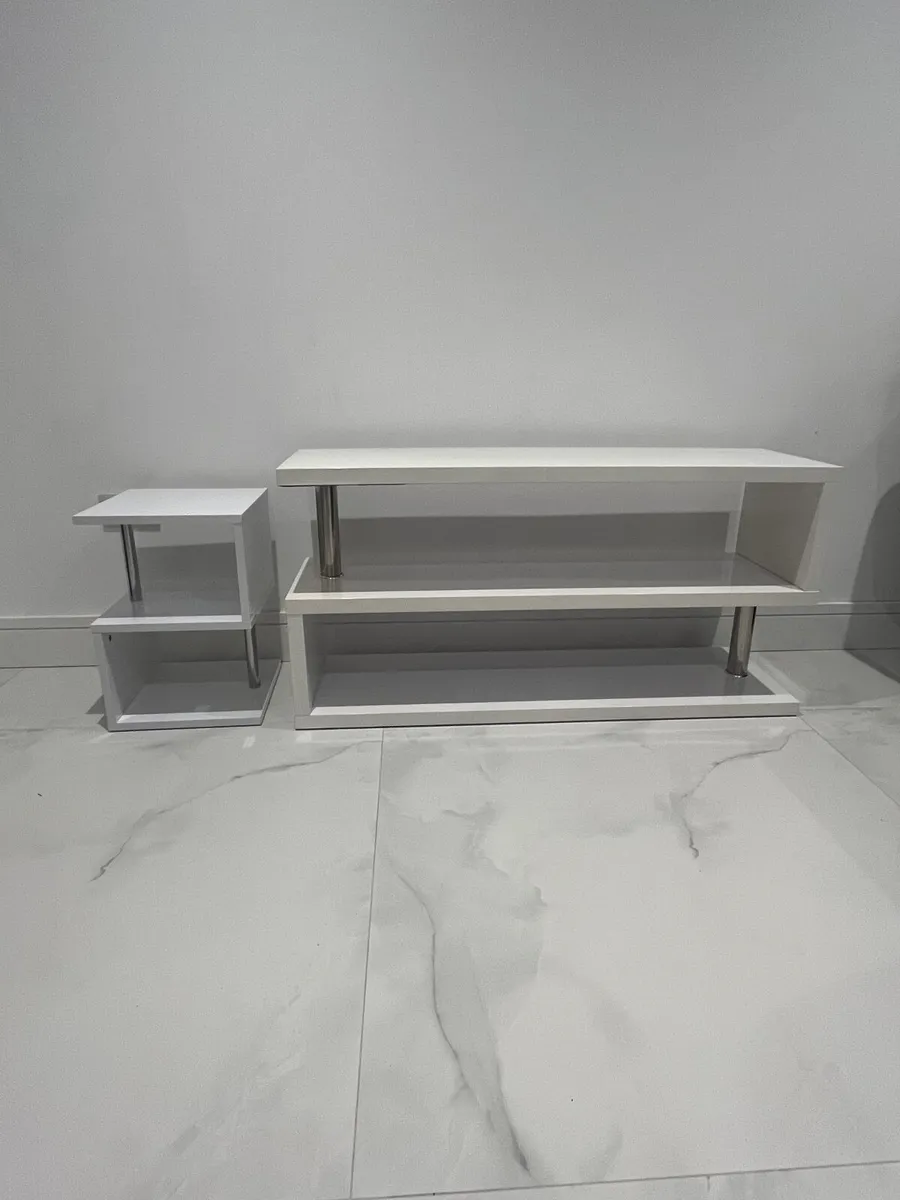 White Charisma TV stand & side table - Image 1
