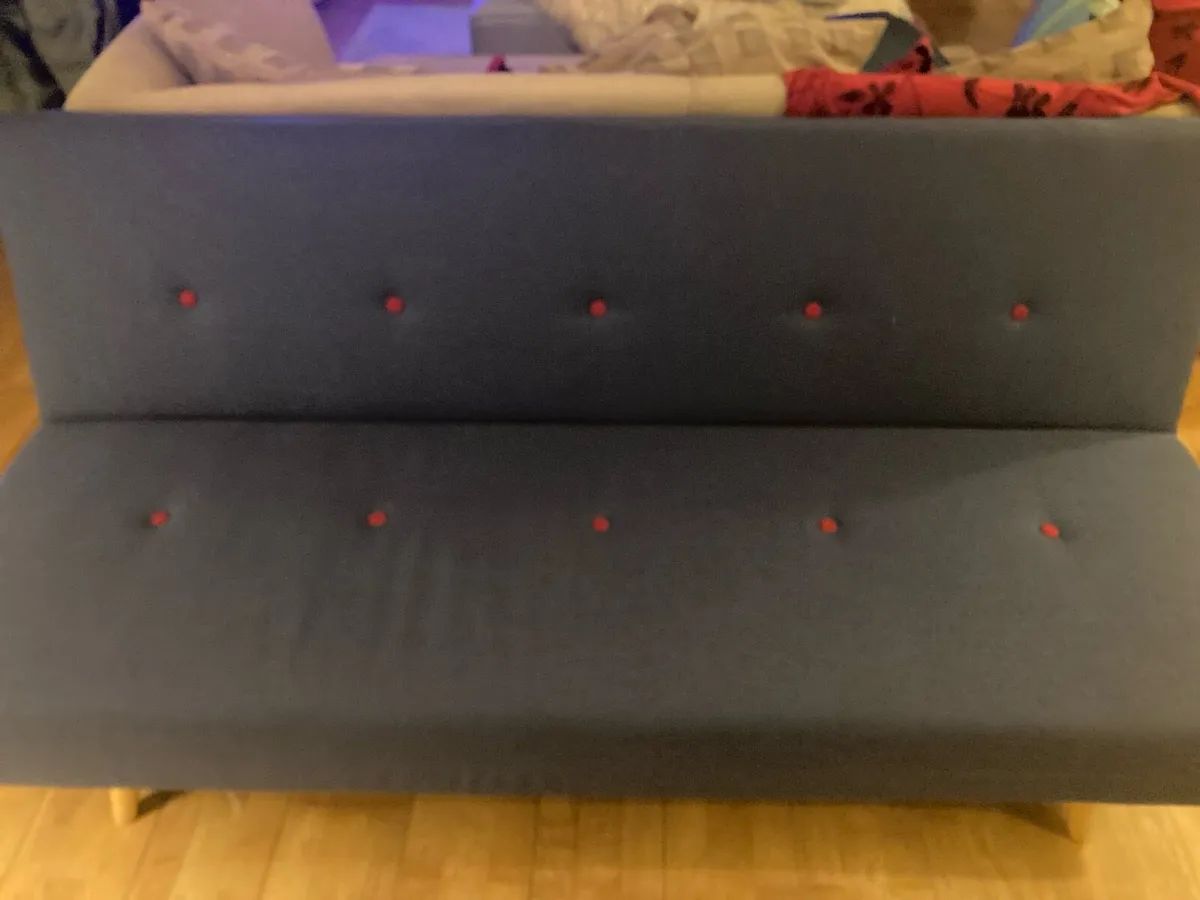 Sofa couch - Image 1